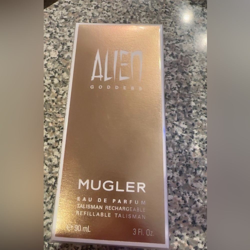 Alien Goddess by Mugler Eau de Parfum
90ml